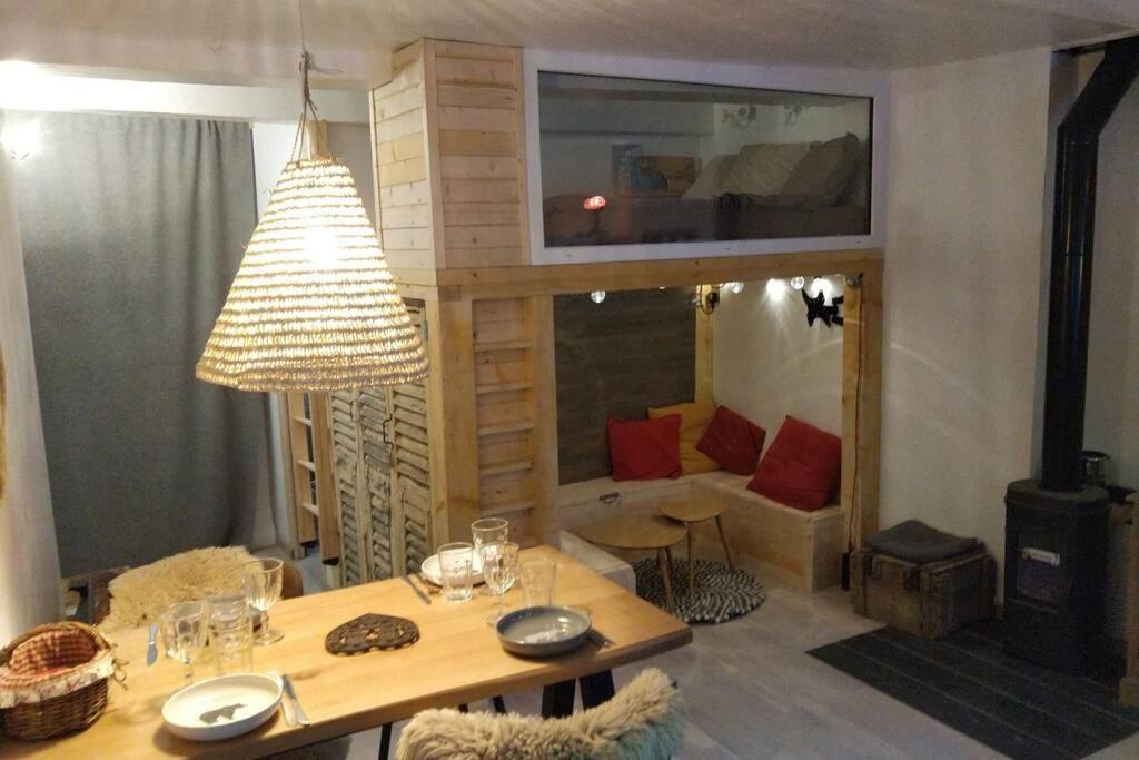 Chaleureux Petit Appartement De 4 Couchages Saint-Étienne-de-Tinée 外观 照片